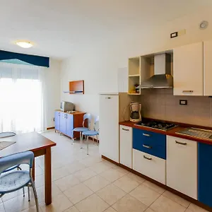  Apartment Tamerici Lido Altanea